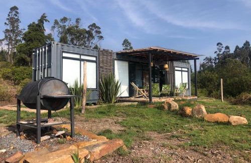 Gachantiva Maison | Mini casa en contenedor, naturaleza y aire puro.