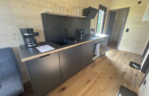 Edertal Chalet De Ski | Mini chalet on Lake Edersee with 2 bedrooms