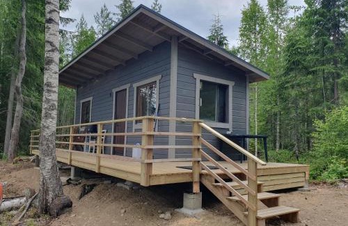 Enonkoski Chalet De Ski | Mini cottage by lake Saimaa