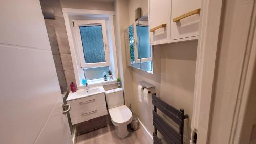 Hamilton Maison | Mini hotel with home facilities in Hamilton West