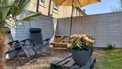 Hamilton Maison | Mini hotel with home facilities in Hamilton West