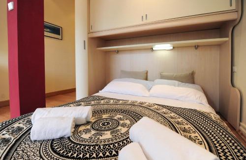 Thiers Appartement | Mini Suite Miro Five Stars Holiday House