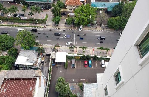Kampung Bali Appartement | Minimalist and Comfy 1BR at The Boulevard Apartment By Travelio