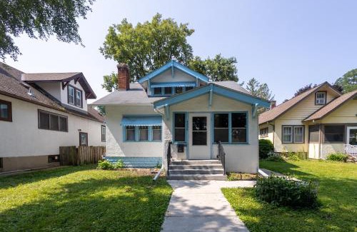 Hiawatha Maison | Minnehaha Falls Hideaway