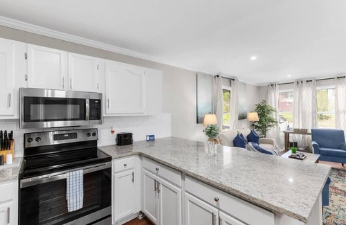 Birmingham Maison | Mins to Uptown, Downtown, Airport, and Dining!