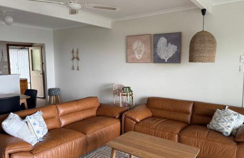 Penneshaw Maison | Mint