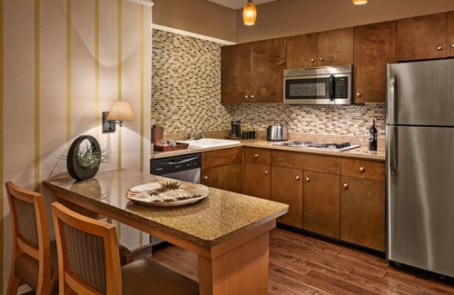 Gainey Village Villas Station Balnéaire | Minutes Away from Phoenix Art Museum! Enjoy Full Kitchen & Free Parking!