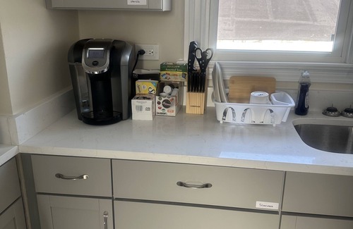 North Chicago Appartement | Minutes from Naval Base & Six Flags