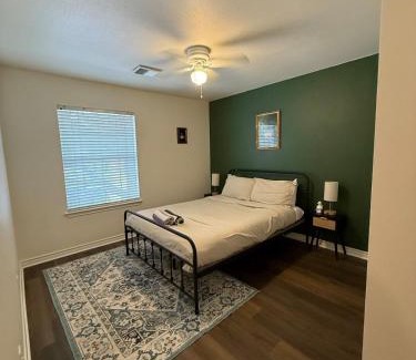 San Antonio Maison | Minutes from Sea World and Fiesta Texas