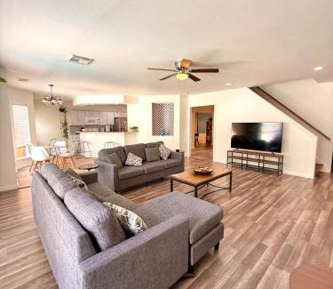 San Antonio Maison | Minutes from Sea World and Fiesta Texas