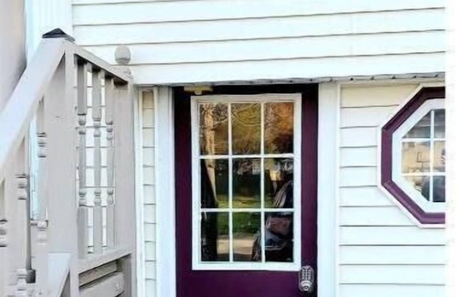 Geyser Crest Appartement | Minutes to SPAC and Historic Race Track with Pool