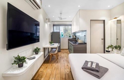 Pali Hill Appartement | Mira Studio Bandra W by The Bombay Home Company