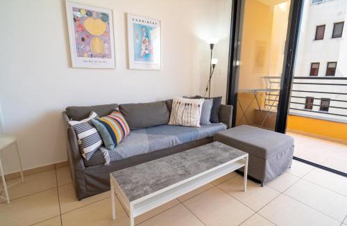 Skala Appartement | Mirabella Mackenzie 1 Bedroom Flat Near the Sea