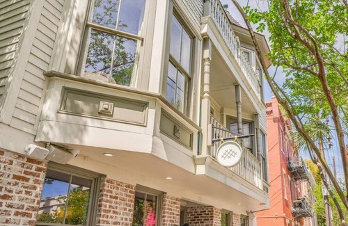 Historic Downtown Savannah Copropriété | Mirabelle Suite 2 - Private Suite in Historic Savannah