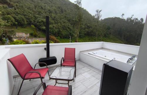 La Calera Lit Et Petit-Déjeuner | Mirador samsara Penthouse !Jacuzzi al aire libre!