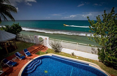 Black Rock Villa | Mirage - Scenic Seaside Villa with 7 Spacious Bedrooms