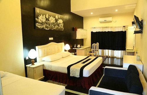 New Town Hôtel | Miridiya Lake Resort