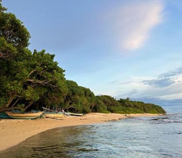 Thalaramba Station Balnéaire | MIRISSA Reef Serenity