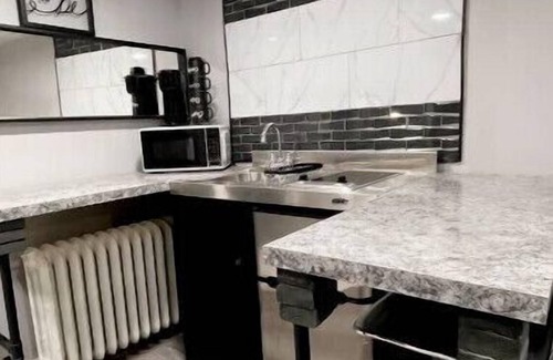 Sharon Hill Appartement | Mirror Me.