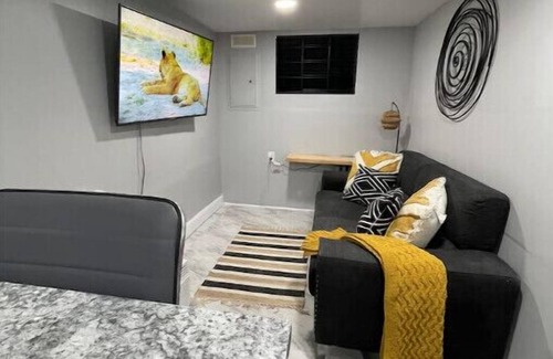 Sharon Hill Appartement | Mirror Me.