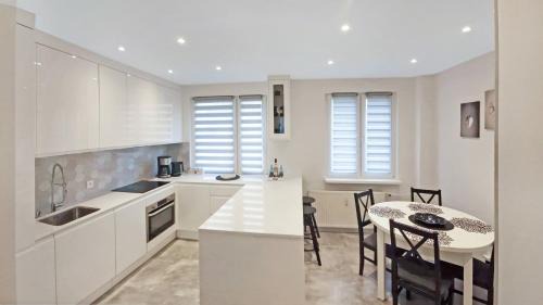 Torun Appartement | Misia Casa - Ultra-Modern Spotless Apartment in Historic Torun