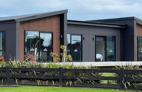 Westport Maison | Miss Eastons Whare