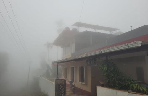 Meppadi Maison | Mist Valley-Valathoor