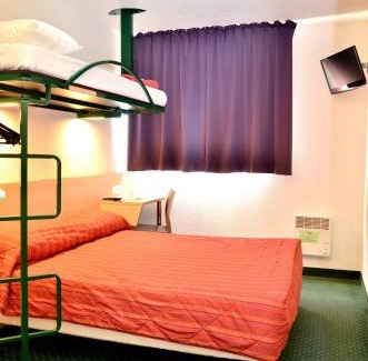 Chambray-les-Tours Hôtel | Mister Bed Chambray Les Tours