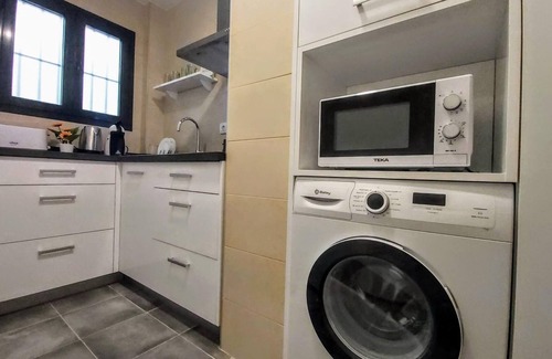 Feria Appartement | Misterhost Duplex Central and Quiet