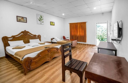 Valparai Maison | Mistly Plantation Bungalow