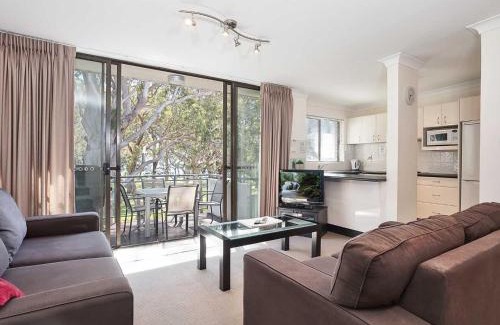 Nelson Bay Appartement | Mistral Court 14 across the road from the beach