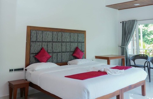 Devikolam Lit Et Petit-Déjeuner | Misty Bush Munnar - Deluxe Double Room