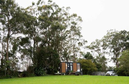 Peeramon Maison | Misty Mountain Retreat by Tiny Away