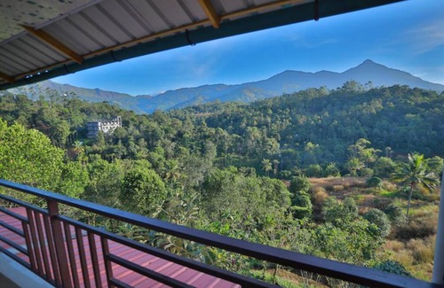 Anachal Maison | Misty View Cottage