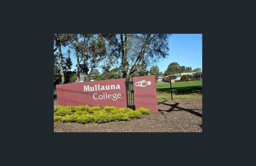 Mitcham Maison | Mitcham Railway Station Home Stay