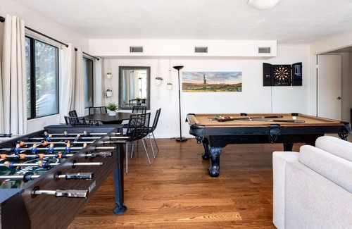 Pointe Scottsdale Maison | Mitchell Retreat/min to Oldtown Scottsdale with pool, spa and bball court!