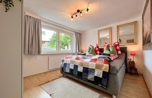 Telfs Appartement | Mitten im Zentrum Ferienwohnungen mit sonniger Terrasse