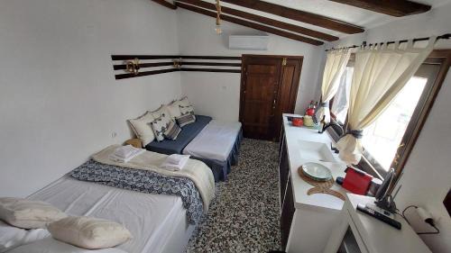Pella Region Maison | Mitzela Mare House