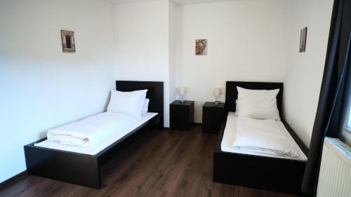 Celle Appartement | Mivano-Apartments WiFi Küche NETFLIX