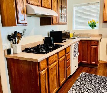 Burbank Villa | Mixon villas