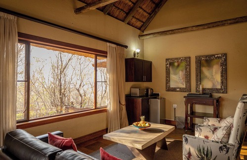 Mookgopong Cabine | Mmakuba Private Game Lodge