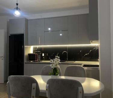 Kamez Appartement | Mme apartment