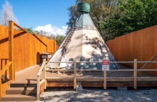 Moab South Valley Maison | Moab RV Resort Glamping Tipi OK55