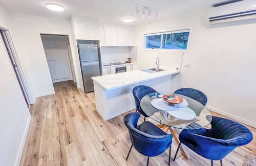 Pakuranga Maison | Moana - cosy and modern home