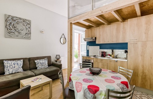 Republique - Les Ponts Appartement | MOANA - Petit cocon situé quartier République