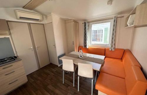 Genouille Autre | Mobil-home Camping 3 étoiles