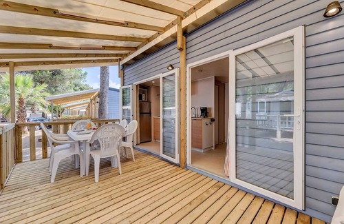 Beauvoir Maison | Mobil-home | Comfort XL | 2 Bedrooms | 4/6 pers. | Raised terrace | A/C | TV