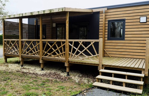 Sadirac Maison | Mobil-Home Laurier 3 Rooms 4 People Air-conditioned + TV 2sdb