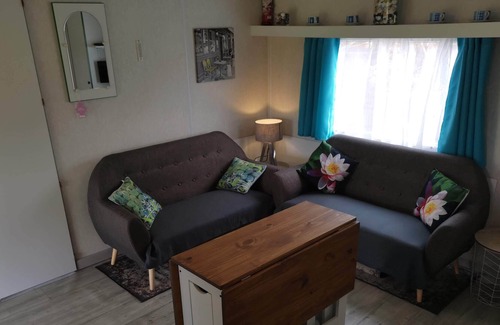 Saint-Jory-de-Chalais Maison | Static Mobile Home situé sur notre mini camping en Dordogne
