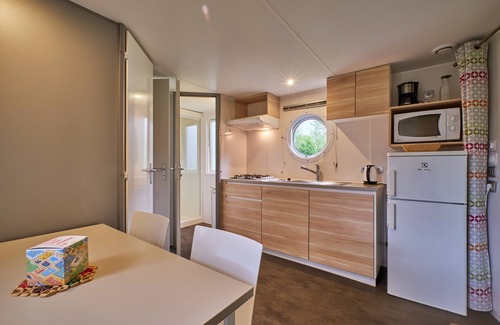 Mens Location De VR | Mobile Home "3 Personnes 204" avec piscine partagée et terrasse partagée